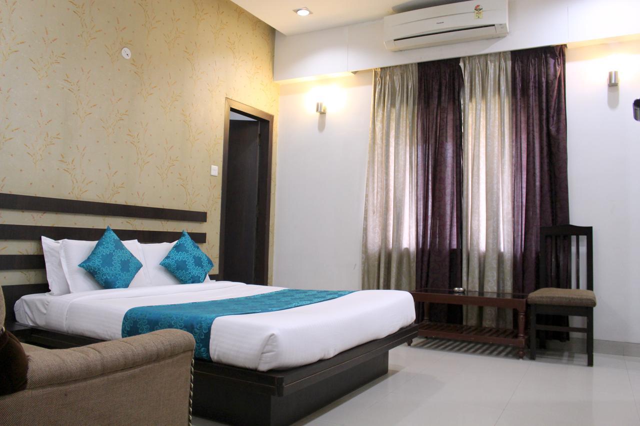 Hotel Aarya Inn Raipur  Luaran gambar