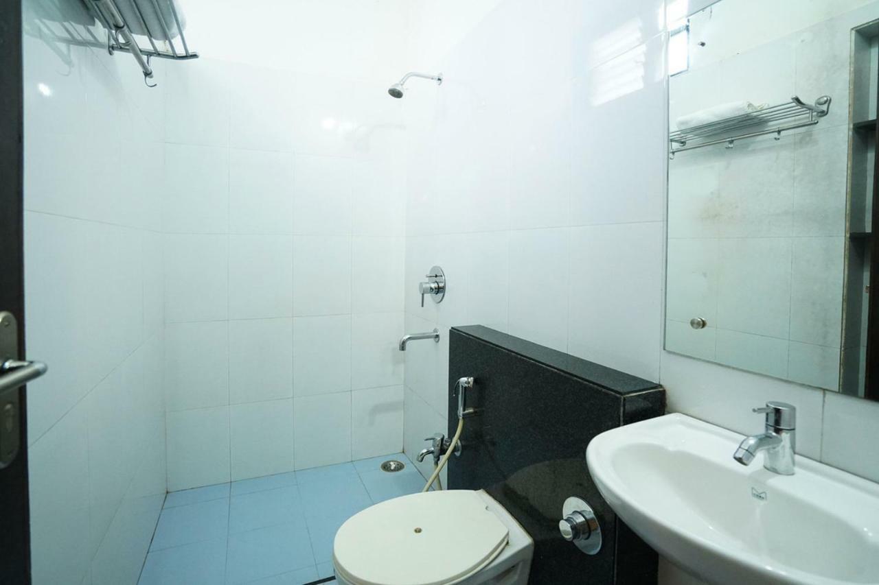 Hotel Aarya Inn Raipur  Luaran gambar